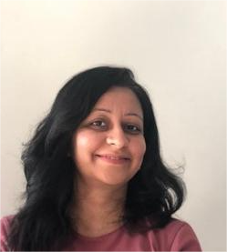 Shivani Narang photo